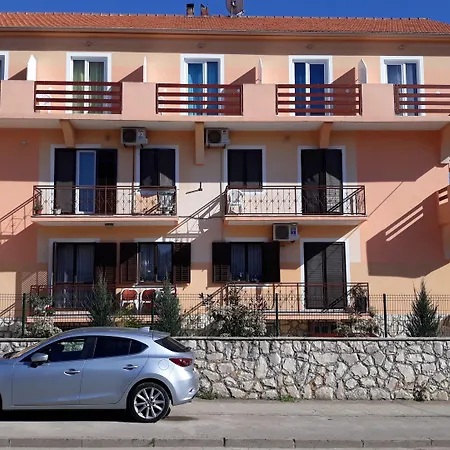 Bed and breakfast Pansion Maria 3*