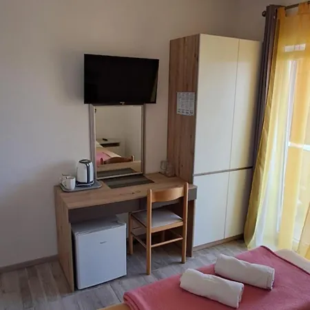 Pansion Maria Bed & Breakfast