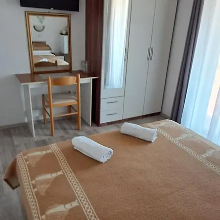 Pansion Maria Bed & Breakfast