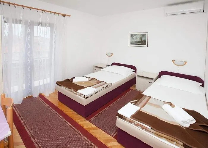 Bed and breakfast Pansion Maria Zadar