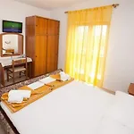 Bed & Breakfast Pansion Maria 3*