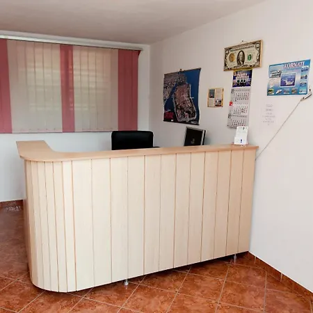 玛丽亚膳食公寓 3*